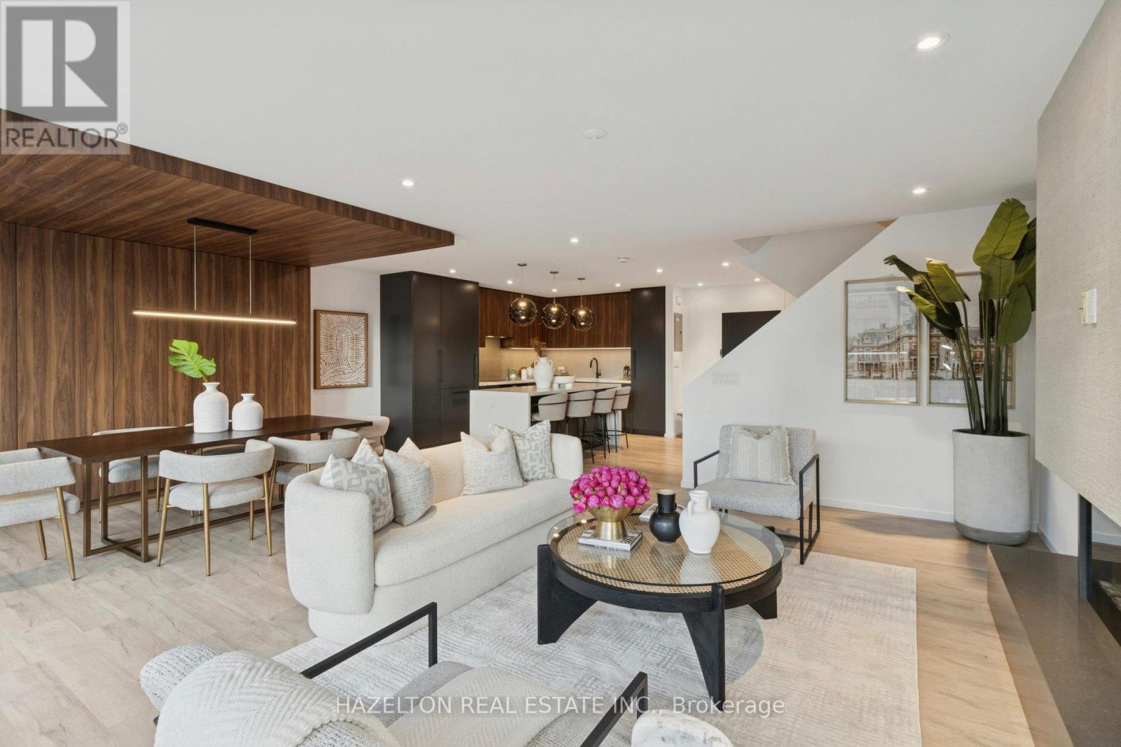 MLS® listing #29676585 for sale located at 405 - 55A AVENUE ROAD
