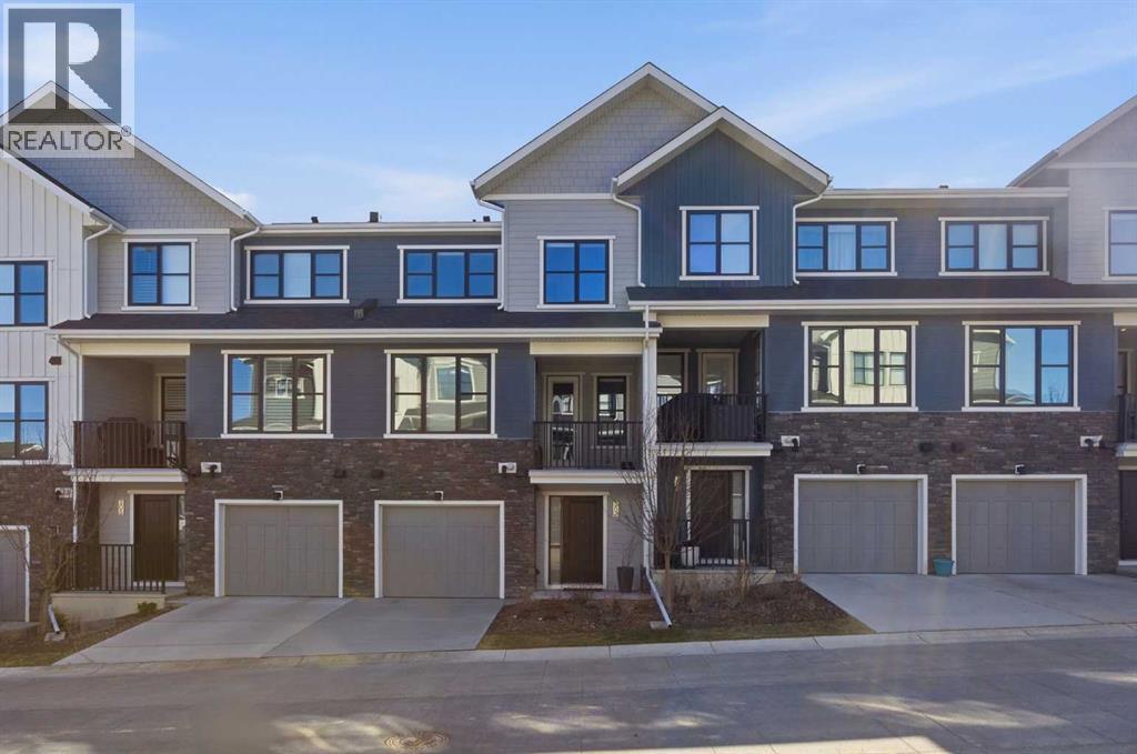 MLS® listing #29676741 for sale located at 307 Crestridge Common SW