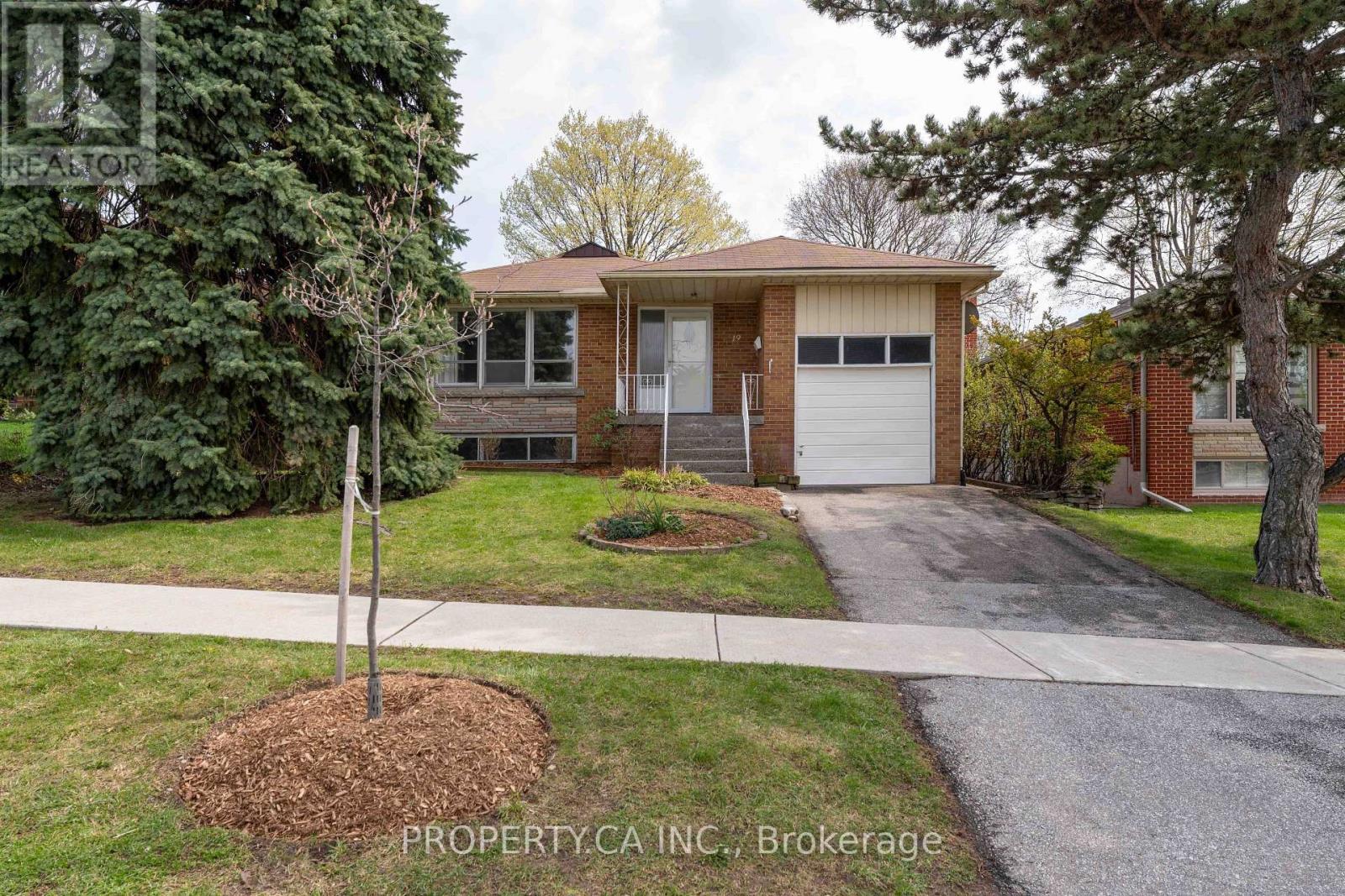 MLS® listing #29676866 for sale located at 19 JILL CRESCENT