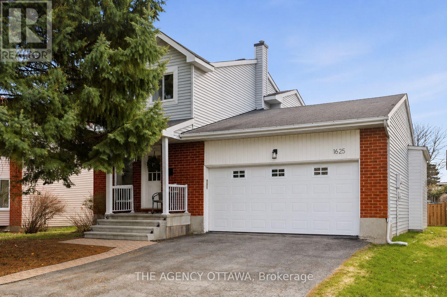MLS® listing #29677270 for sale located at 1625 BOTTRIELL WAY