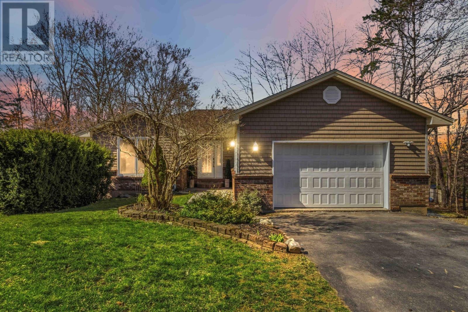 MLS® listing #29677655 for sale located at 7A Short Street
