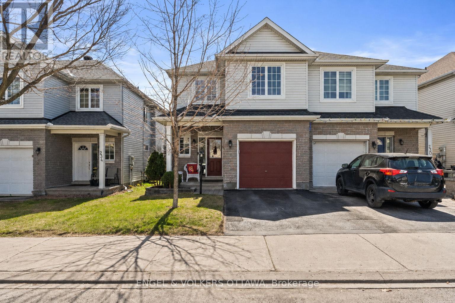 MLS® listing #29677667 for sale located at 232 DEERFOX DRIVE