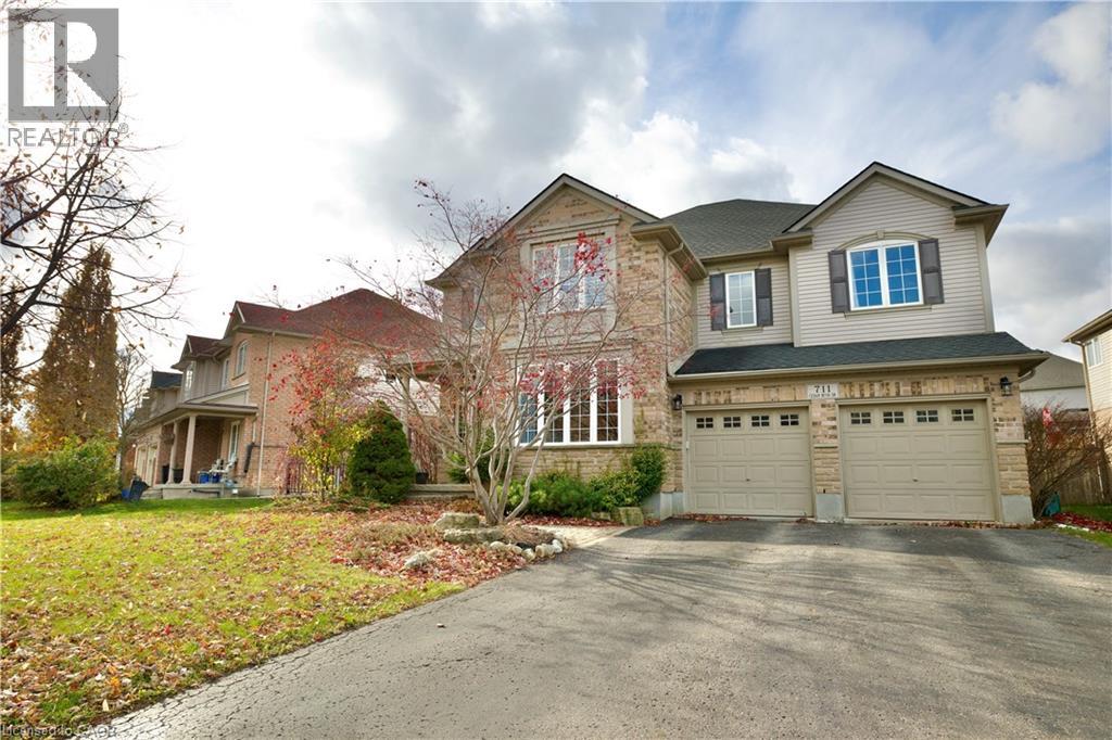 MLS® listing #29679748 for sale located at 711 CEDAR BEND Drive
