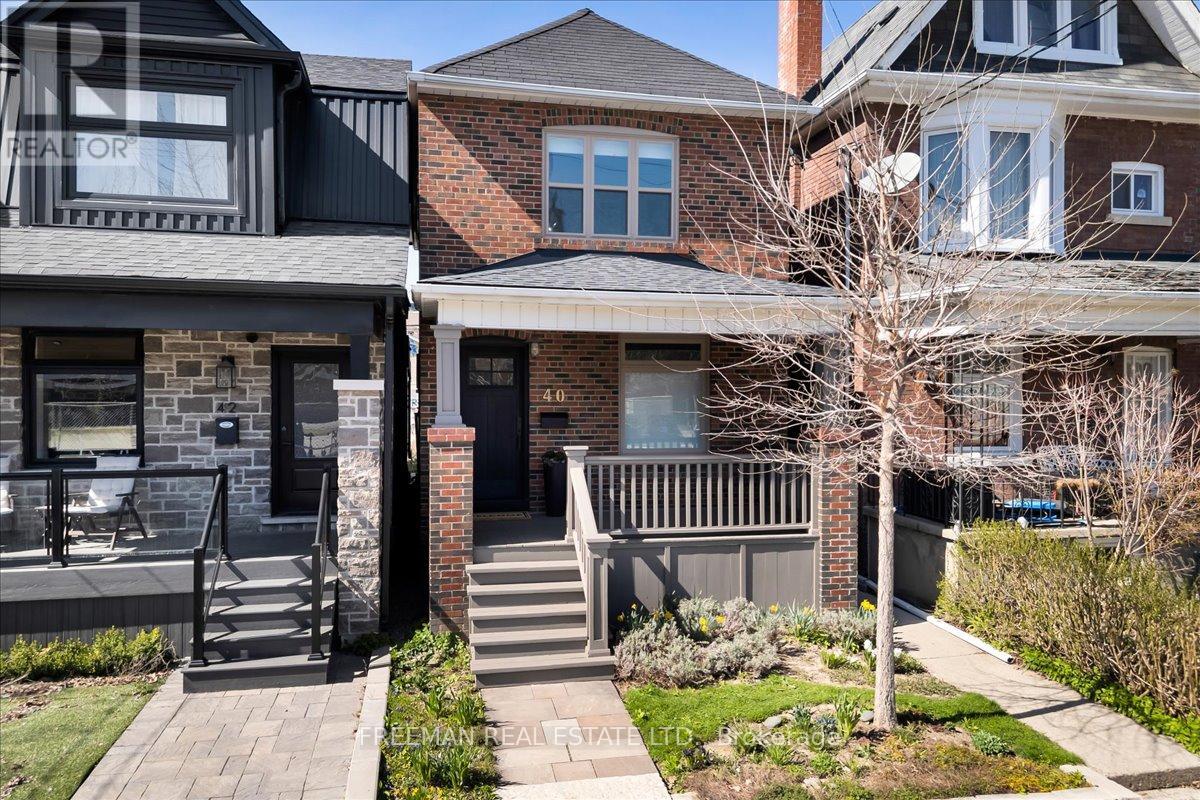 MLS® listing #29681422 for sale located at 40 GARNET AVENUE