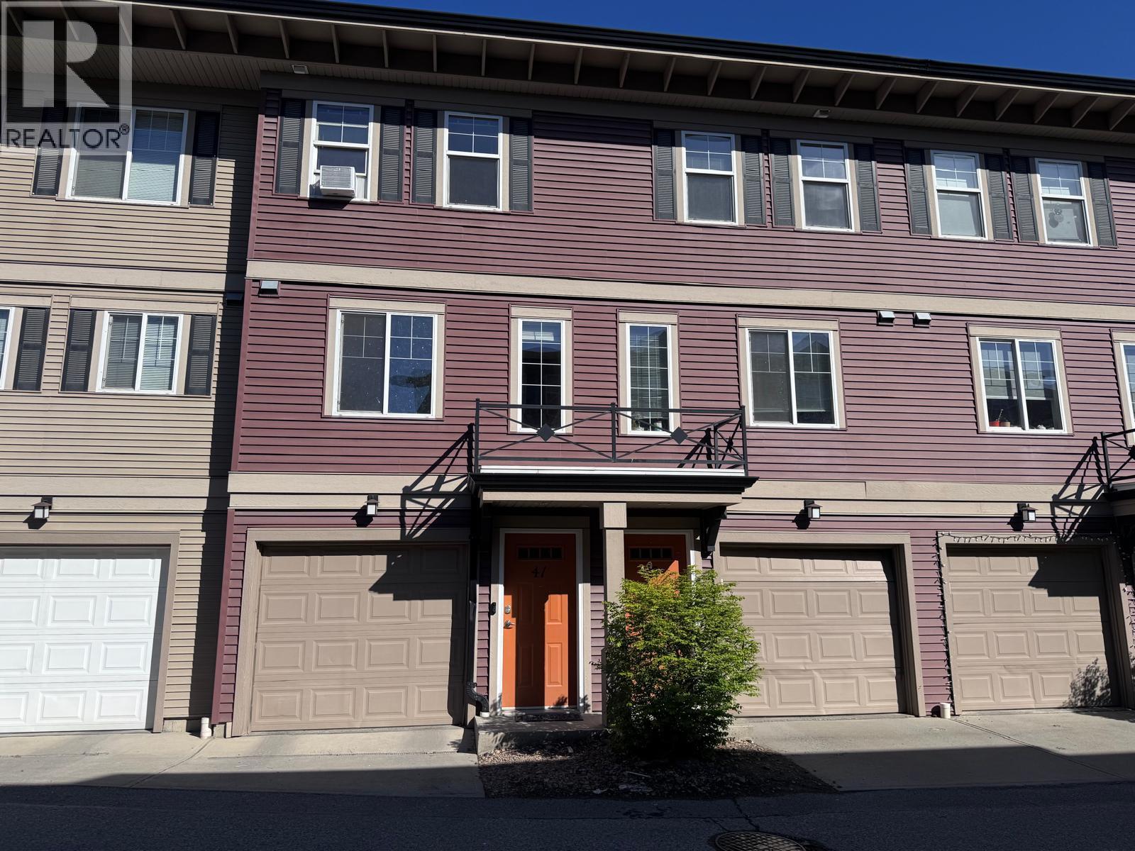 MLS® listing #29682096 for sale located at 1970 BRAEVIEW Place Unit# 41