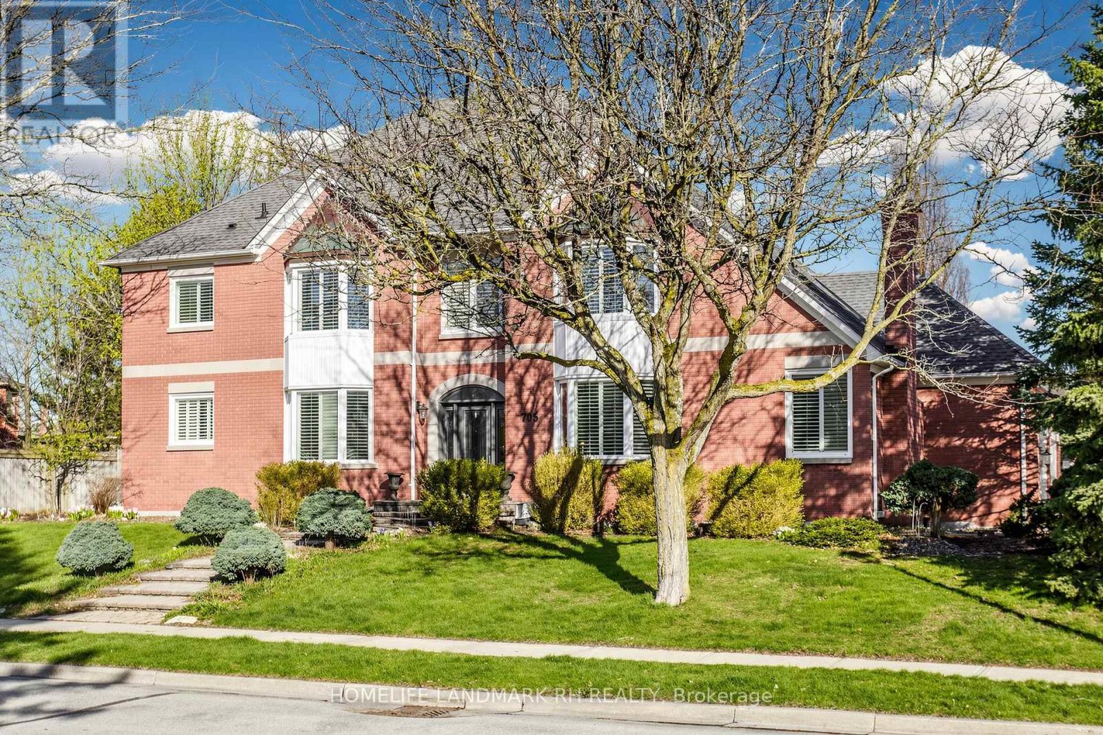 MLS® listing #29682854 for sale located at 705 GAGNON PLACE