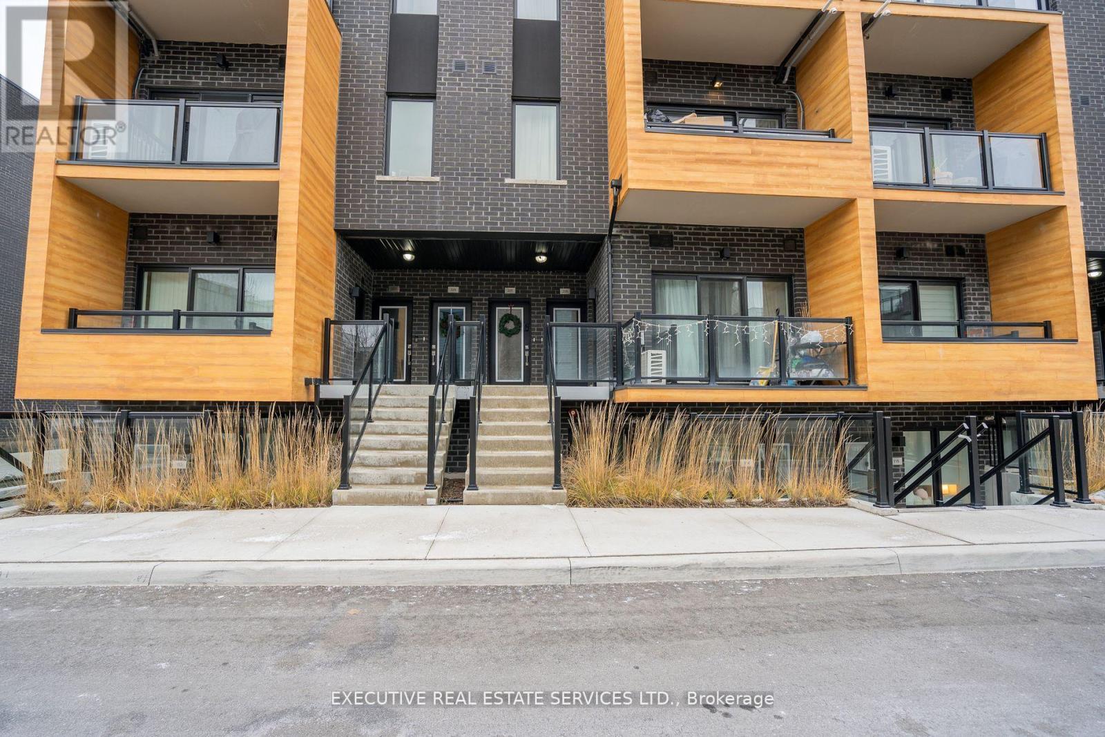 MLS® listing #29682873 for sale located at 226 - 1145 JOURNEYMAN LANE
