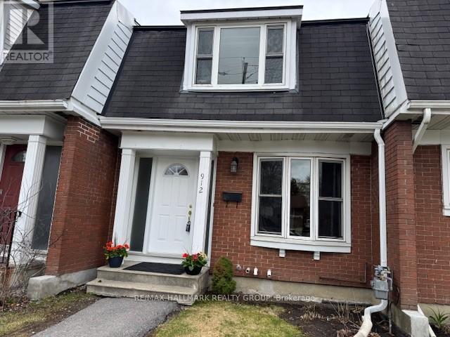 MLS® listing #29682895 for sale located at 912 DYNES ROAD S