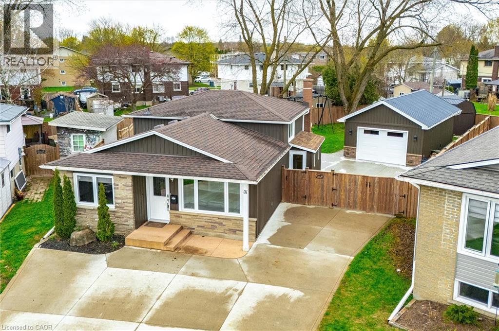 MLS® listing #29682973 for sale located at 31 ASPEN Crescent