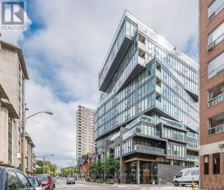 MLS® listing #29683669 for sale located at 301 - 15 BEVERLEY STREET