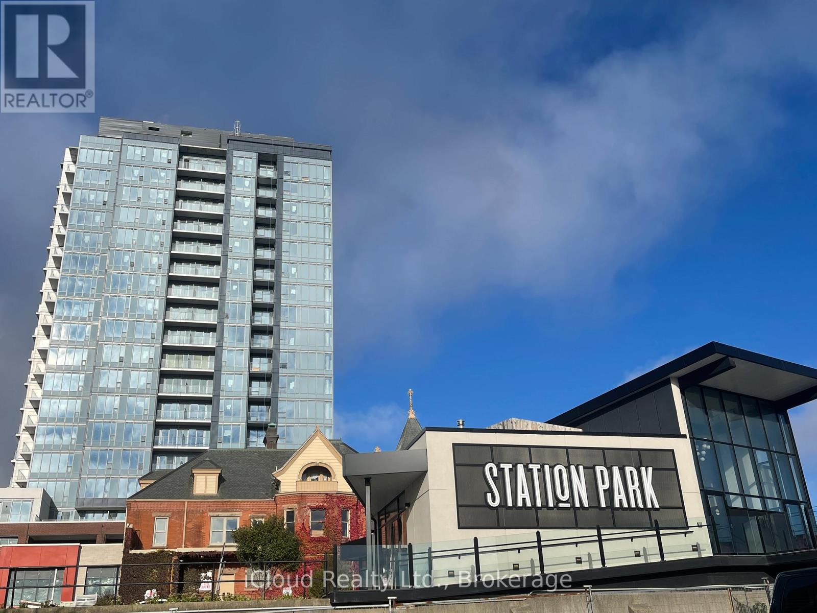 MLS® listing #29684310 for sale located at 202 - 5 WELLINGTON STREET S