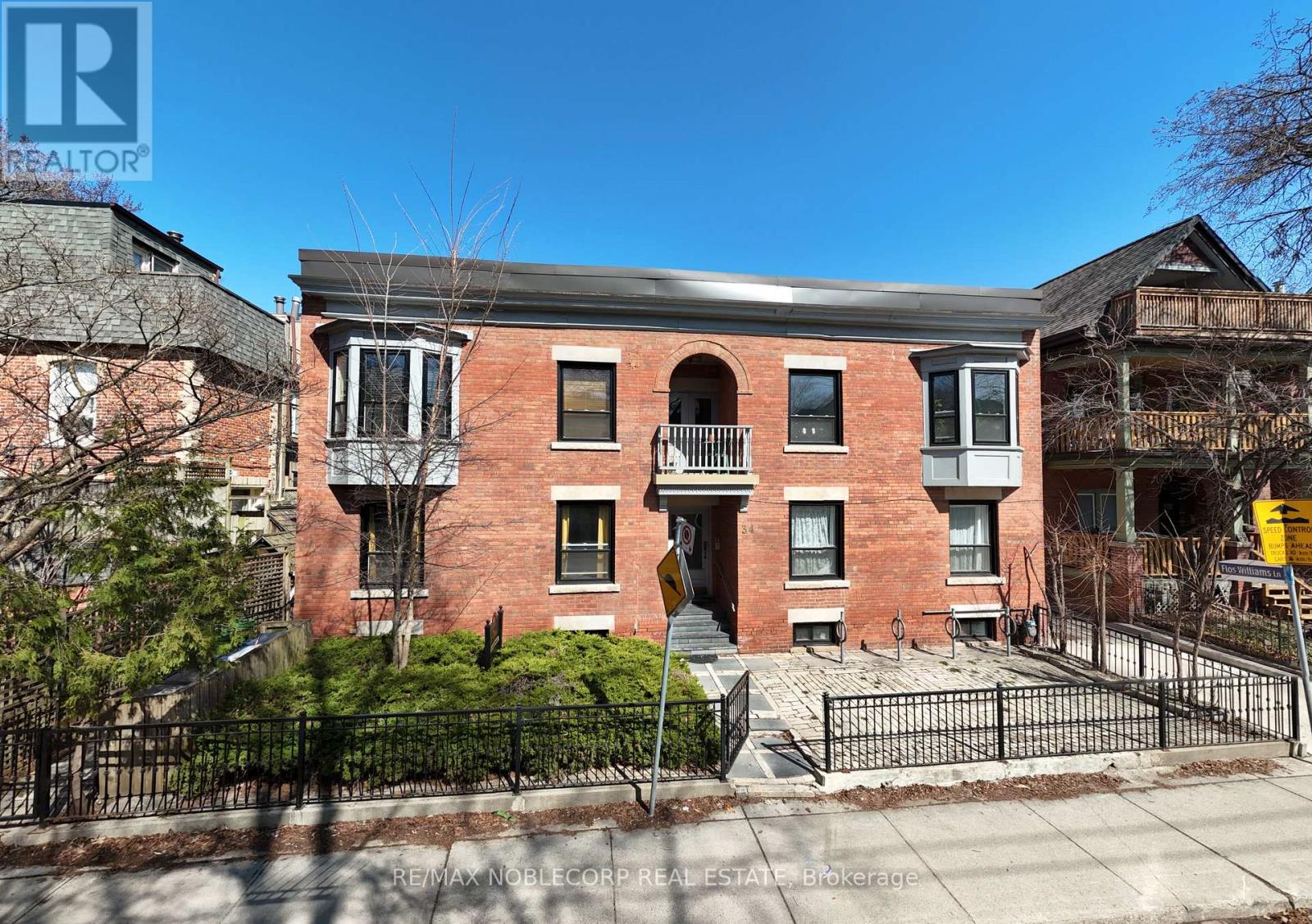 MLS® listing #29685036 for sale located at 34 WINCHESTER STREET