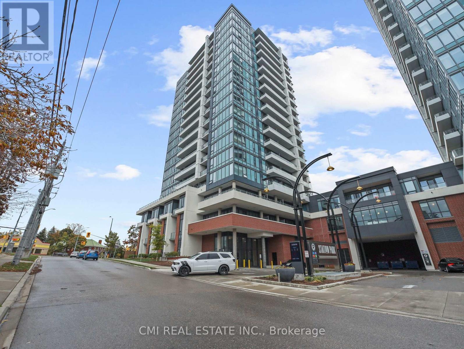 MLS® listing #29685753 for sale located at 411 - 5 WELLINGTON STREET S