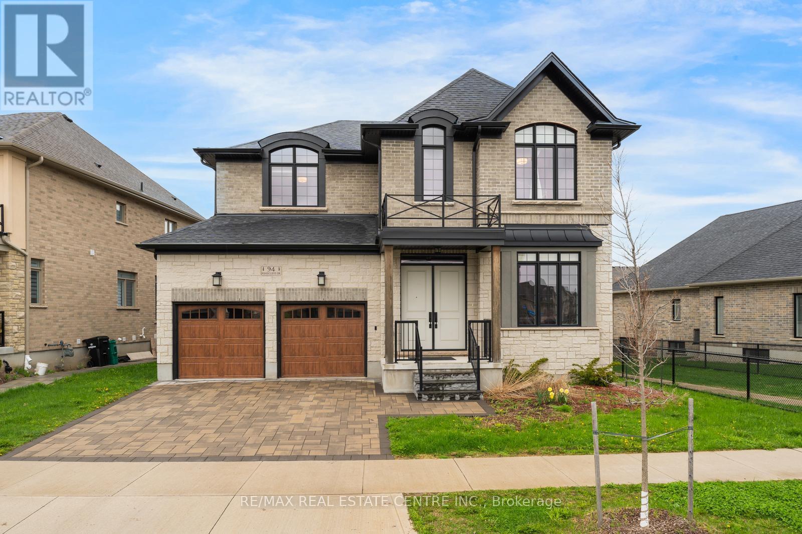 MLS® listing #29686439 for sale located at 94 PONDCLIFFE DRIVE