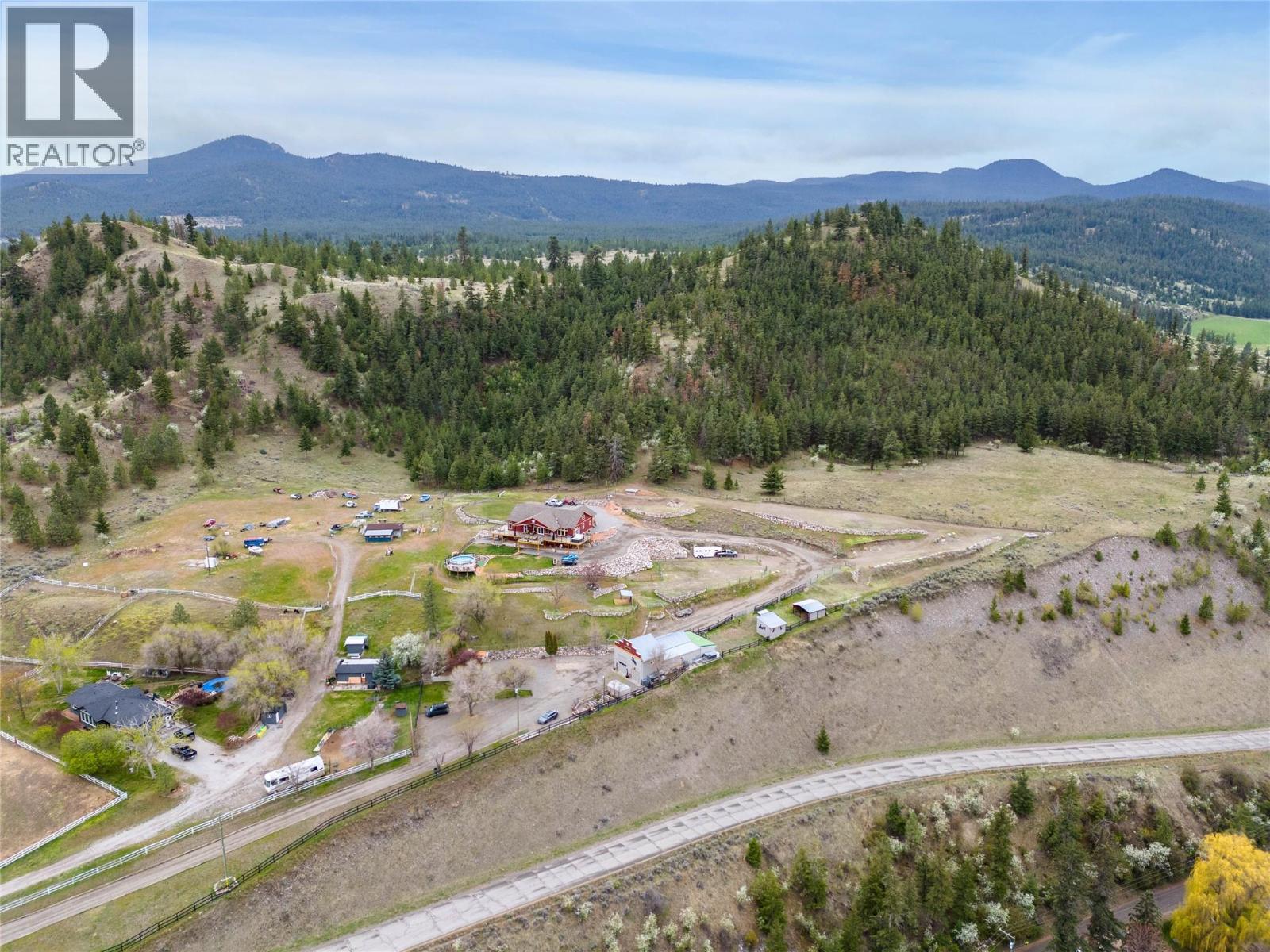 MLS® listing #29686700 for sale located at 7629 BARNHARTVALE Road