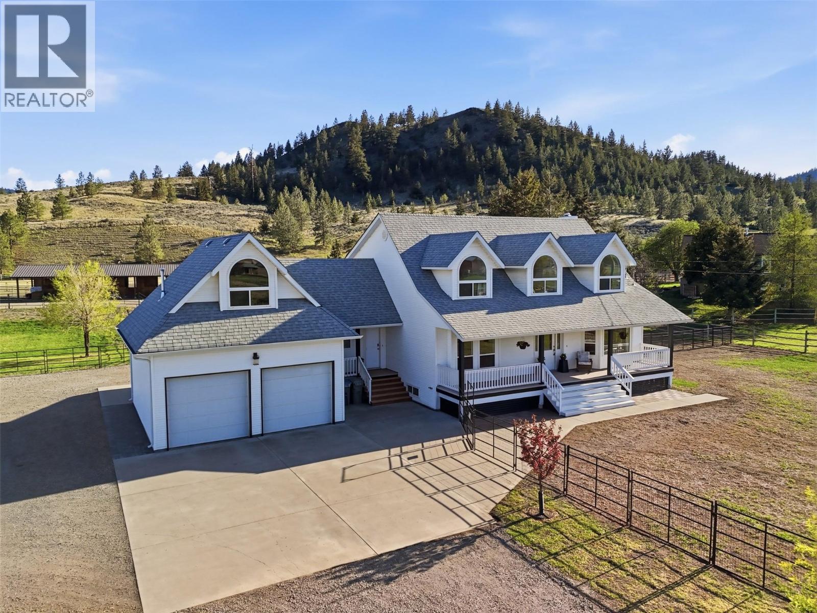 MLS® listing #29687686 for sale located at 7877 BARNHARTVALE Road