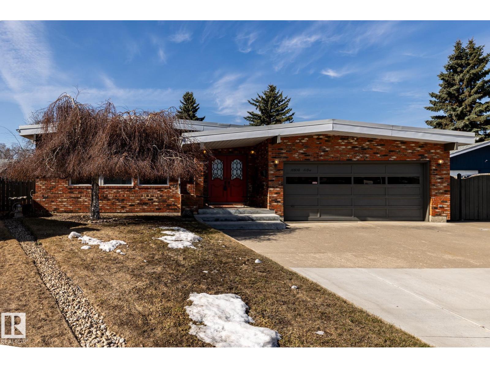 MLS® listing #29688572 for sale located at 16536 103 ST NW