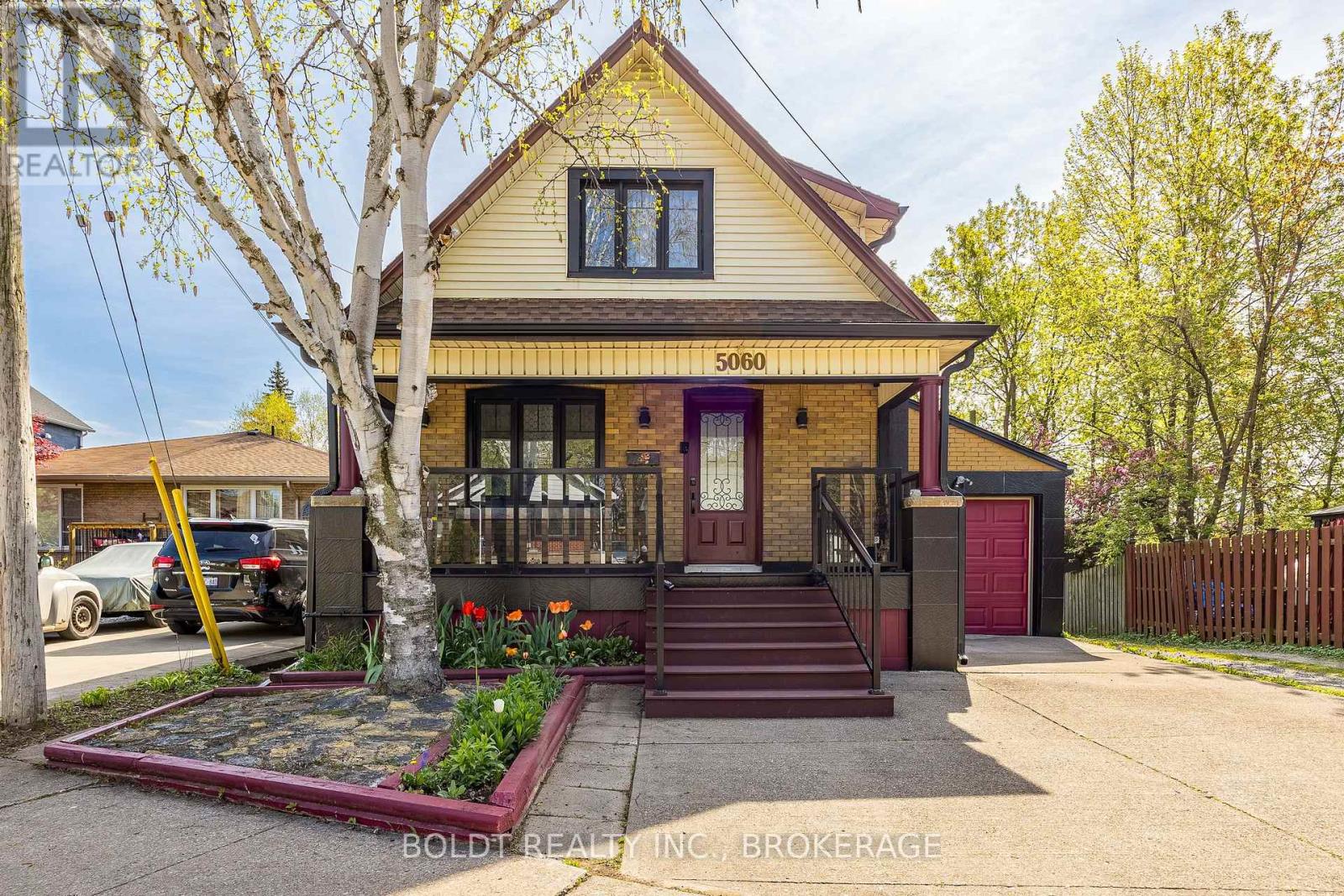MLS® listing #29689980 for sale located at 5060 ONTARIO AVENUE