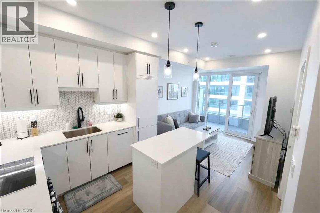 MLS® listing #29690022 for sale located at 15 S WELLINGTON Street S Unit# 1701
