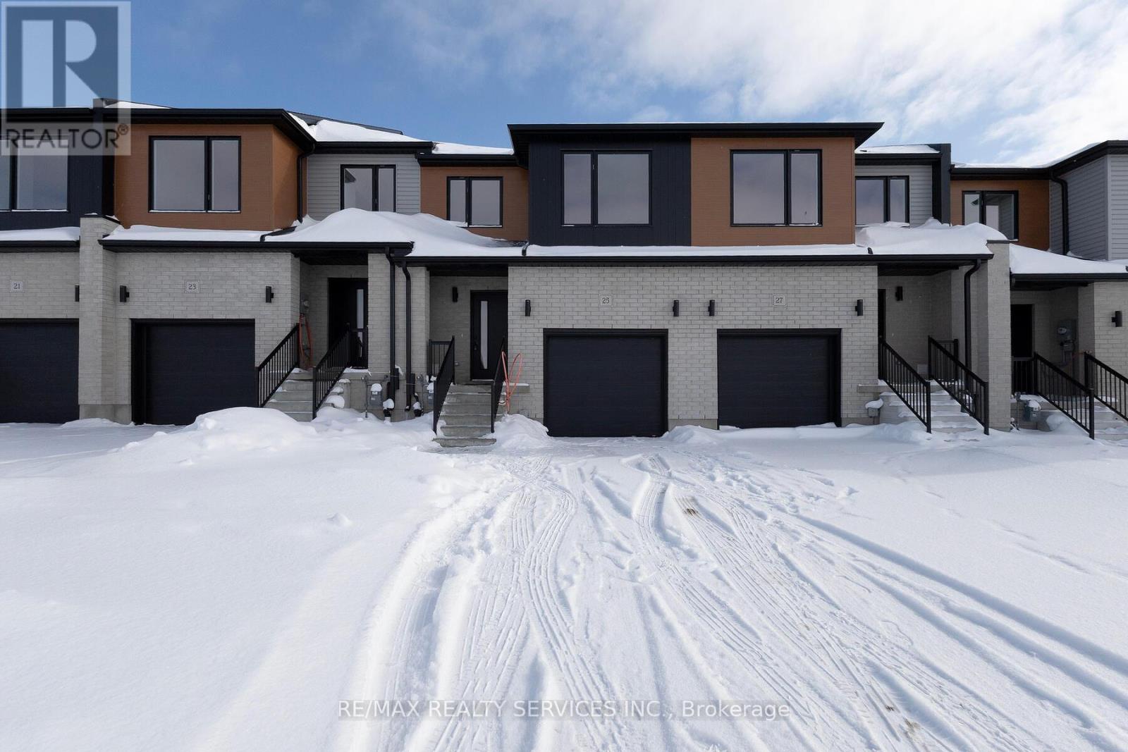 MLS® listing #29690548 for sale located at 25 BECKER STREET