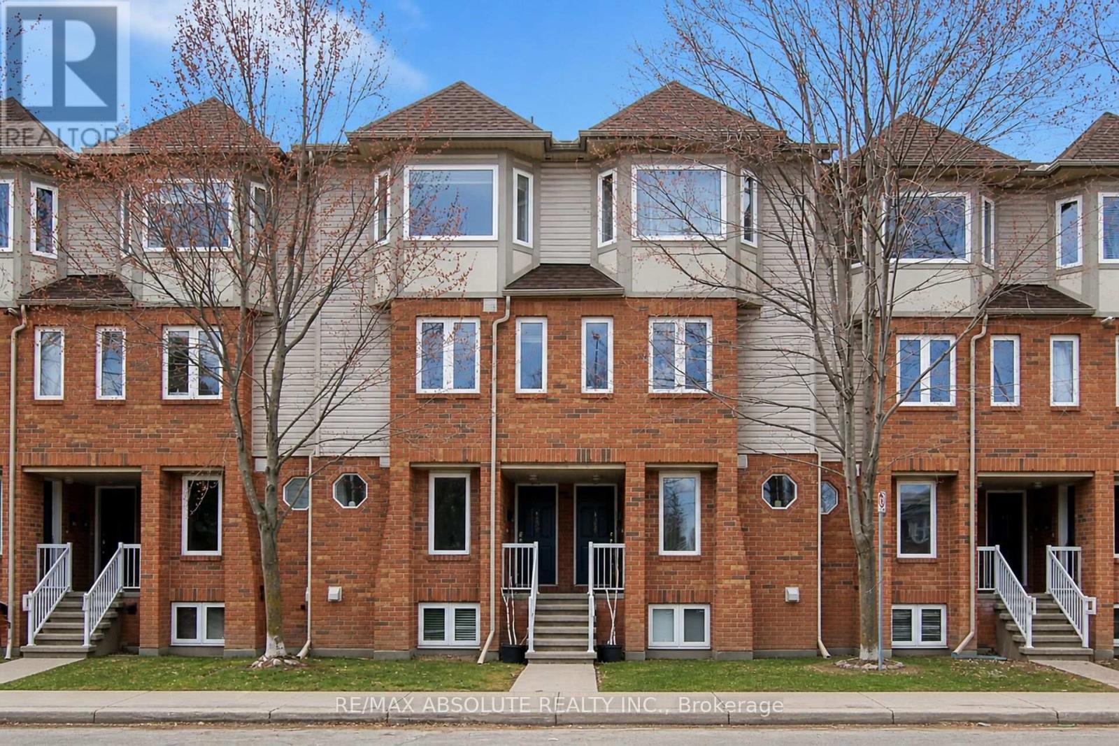 MLS® listing #29690861 for sale located at 1350 GUTHRIE STREET