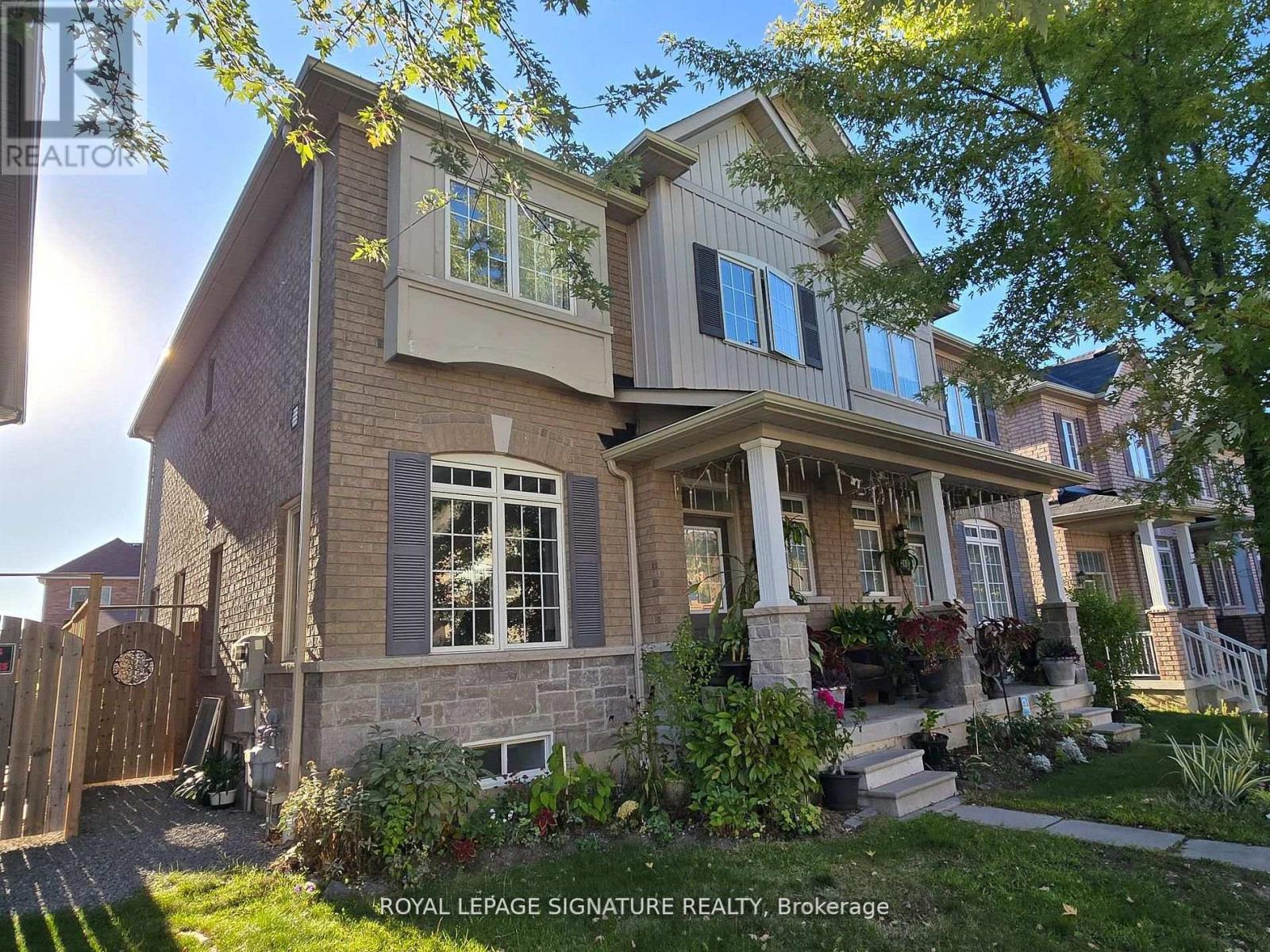 MLS® listing #29690979 for sale located at 2480 EARL GREY AVENUE