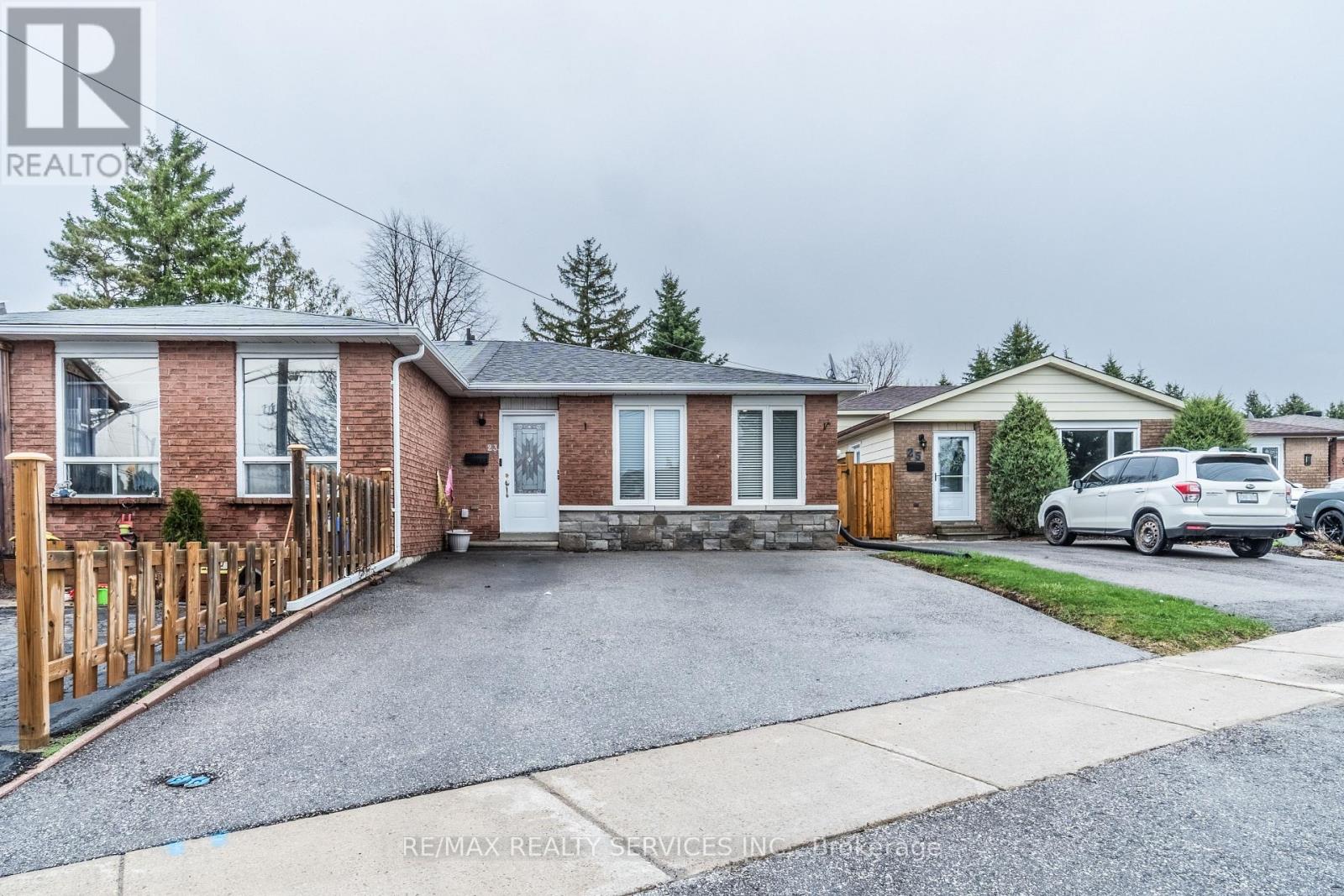 MLS® listing #29691042 for sale located at 23 DAWSON ROAD