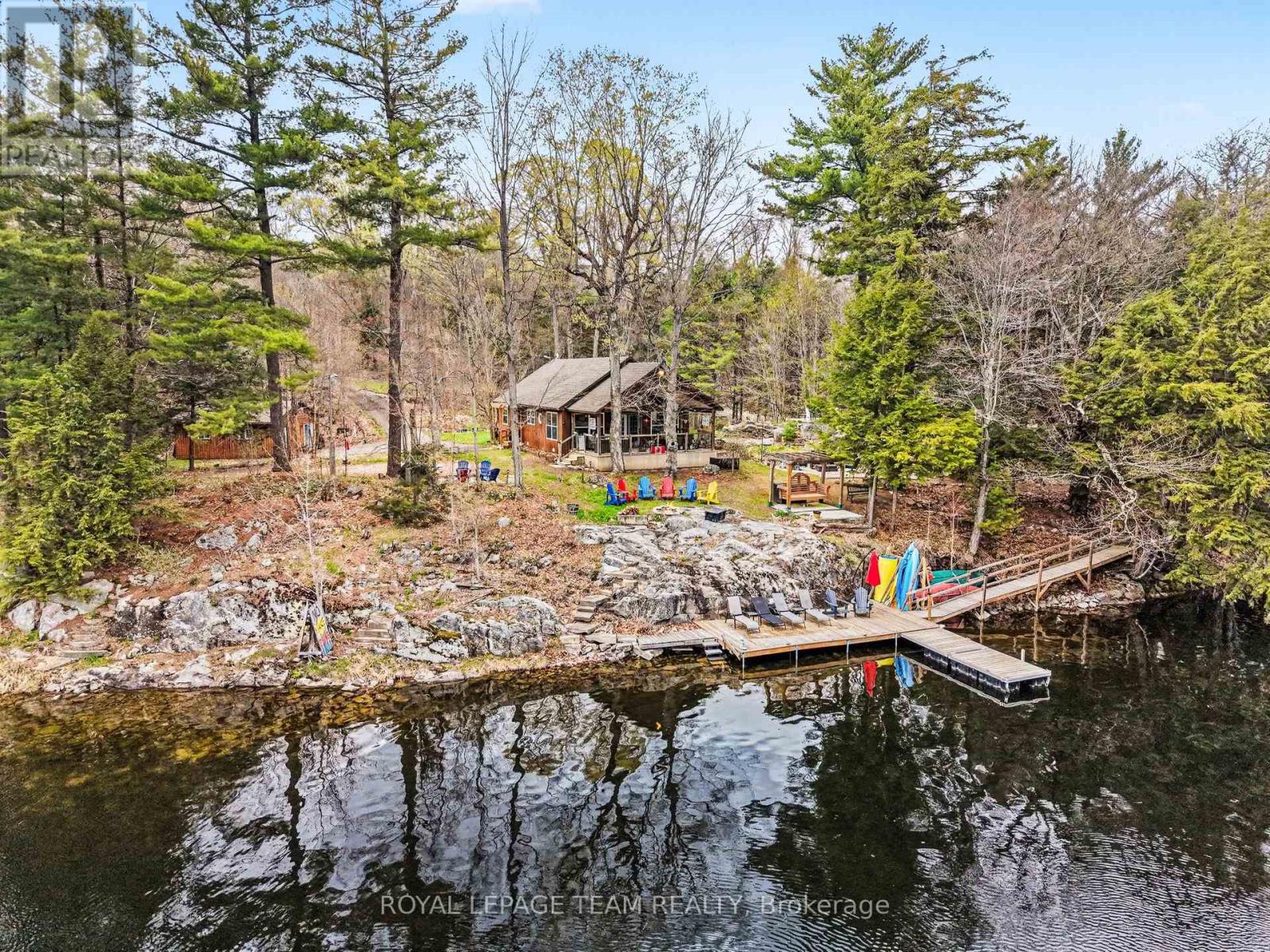 MLS® listing #29691807 for sale located at 951 WHITE BIRCH LANE E