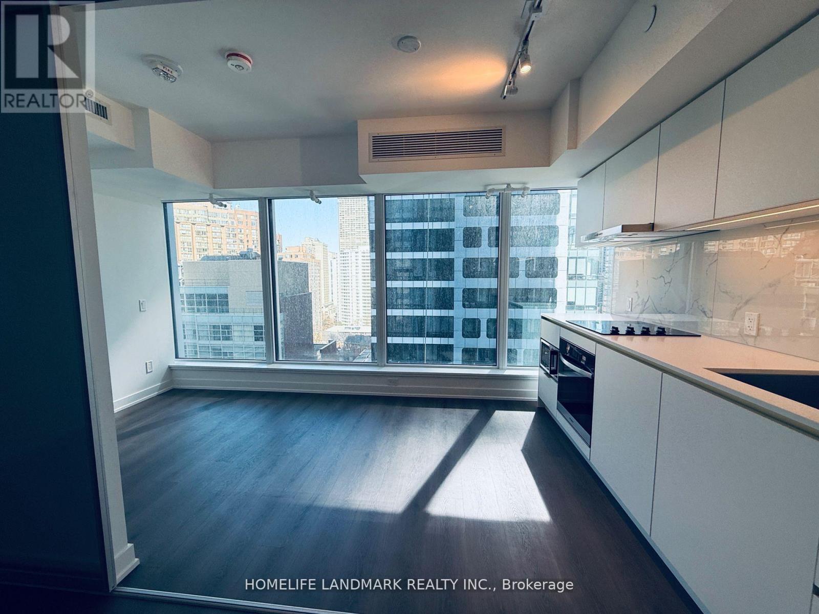 MLS® listing #29692103 for sale located at 2005 - 8 WELLESLEY STREET W