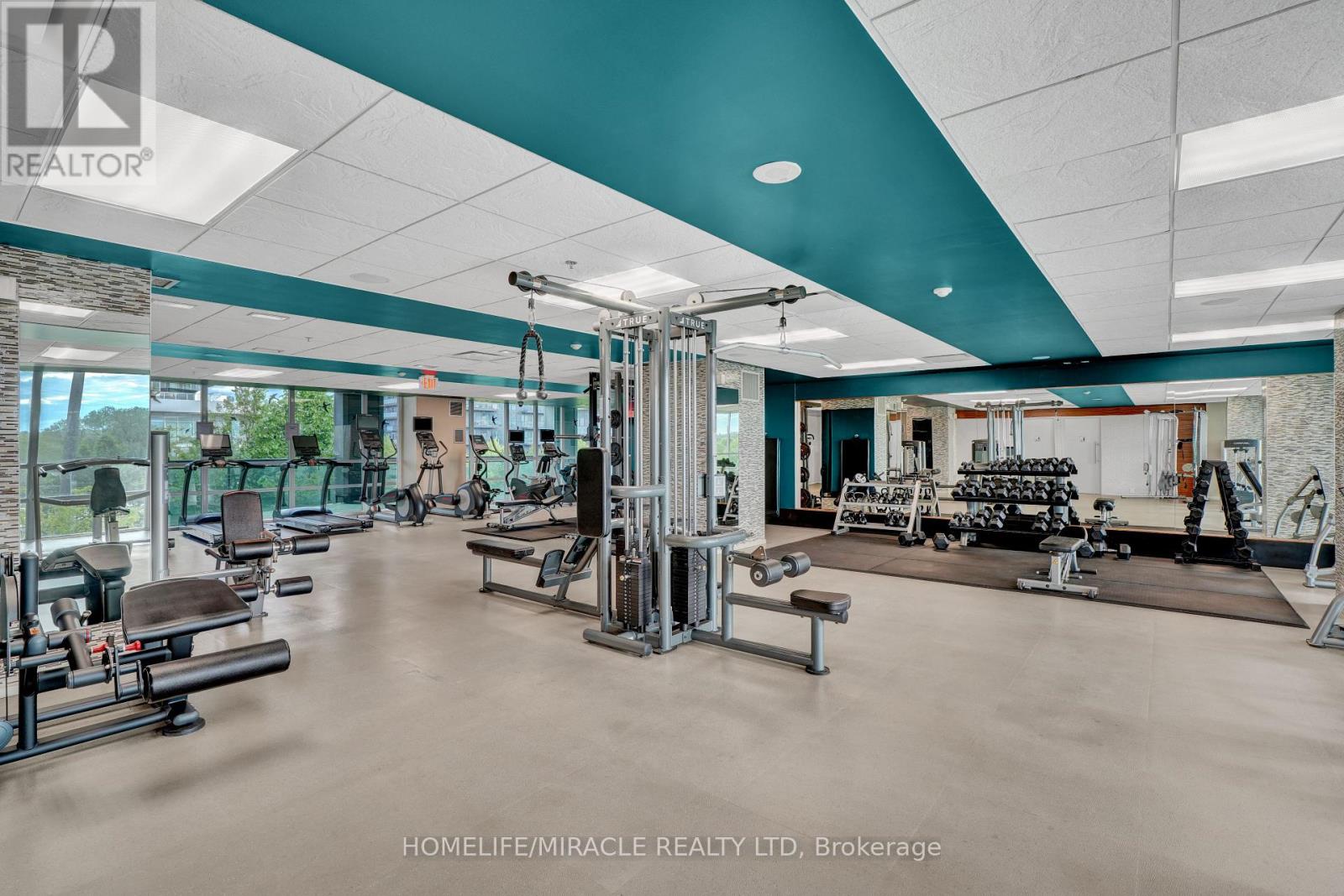 MLS® listing #29692319 for sale located at 2604 - 16 BROOKERS LANE