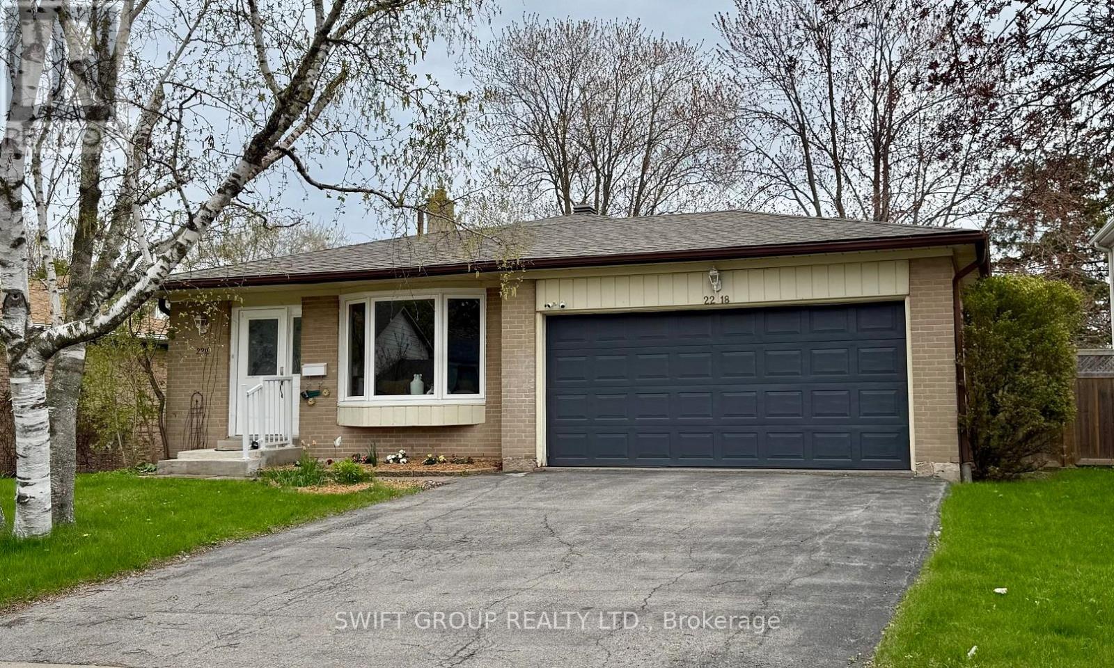 MLS® listing #29692341 for sale located at 2218 BUTTONBUSH CRESCENT