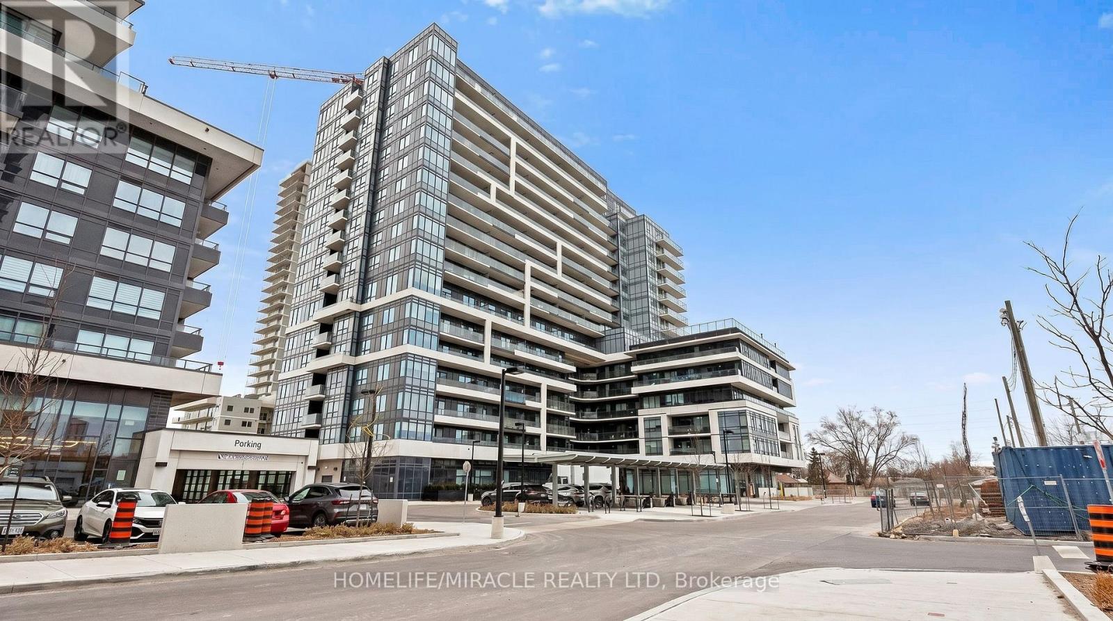 MLS® listing #29693339 for sale located at 1014 - 1480 BAYLY STREET