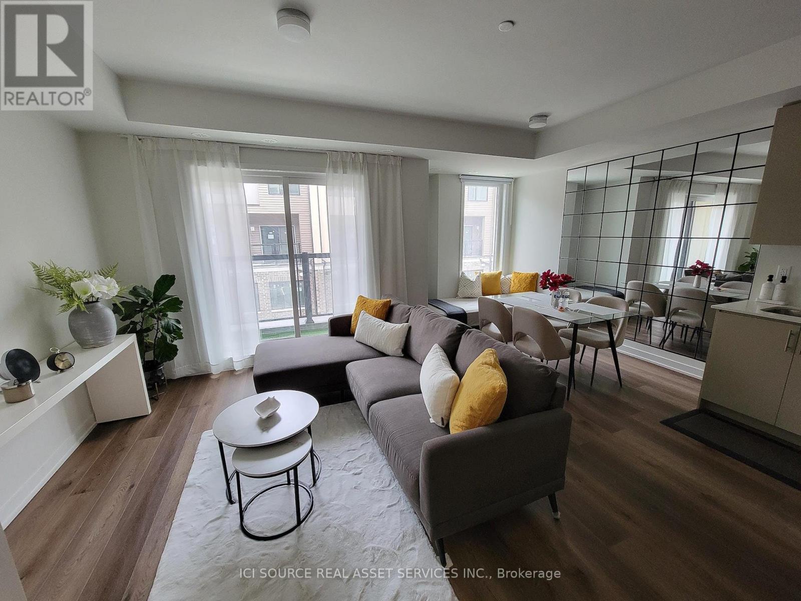 MLS® listing #29693675 for sale located at 8 - 3556 COLONIAL DRIVE