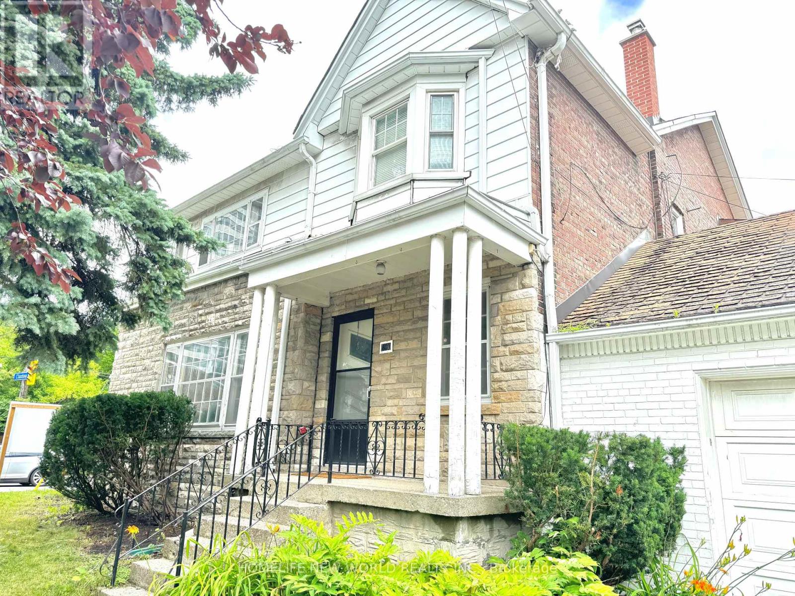 MLS® listing #29694008 for sale located at 1563 BATHURST STREET