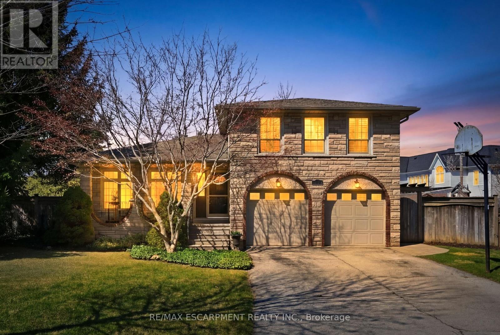 MLS® listing #29694077 for sale located at 248 APPLEVALE COURT