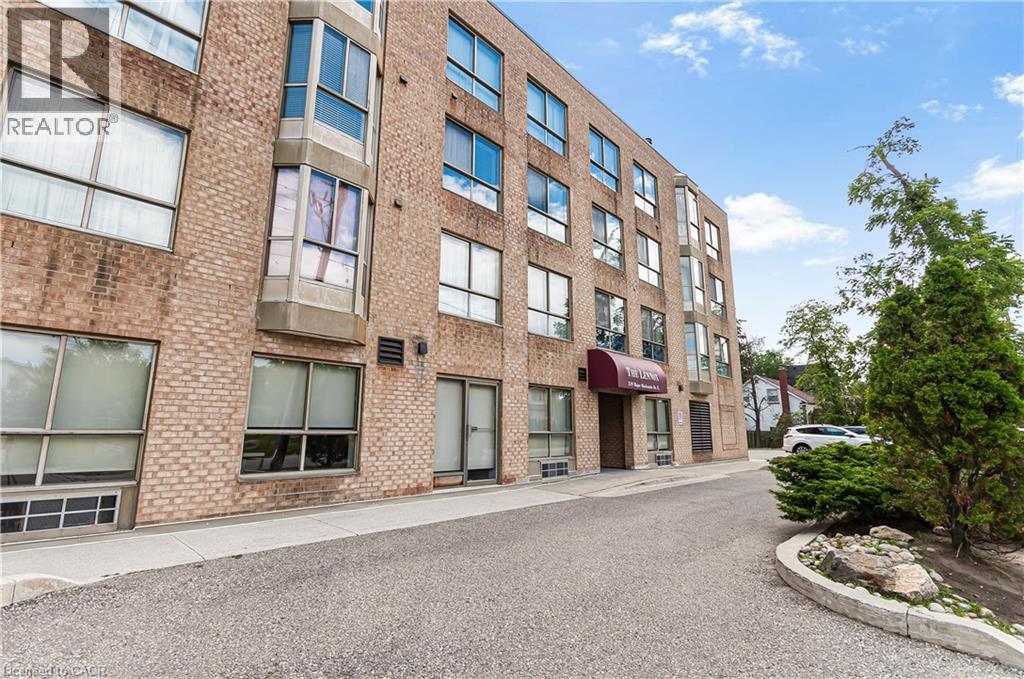 MLS® listing #29694104 for sale located at 249 E MAJOR MACKENZIE Drive E Unit# 106