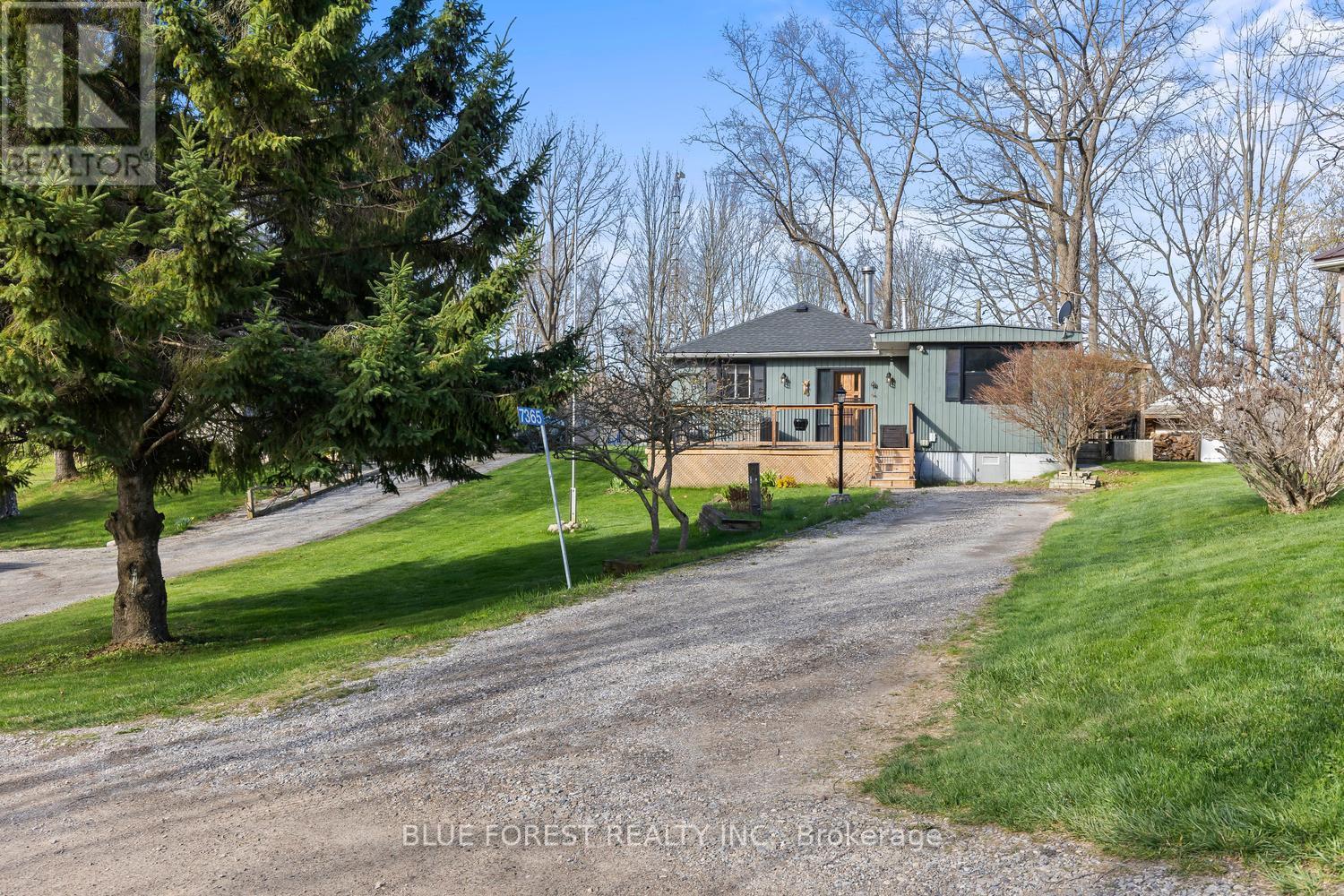 MLS® listing #29694173 for sale located at 7365 FAIRVIEW DRIVE