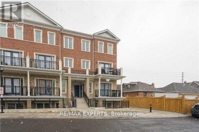 MLS® listing #29694301 for sale located at E09 - 26 BRUCE STREET