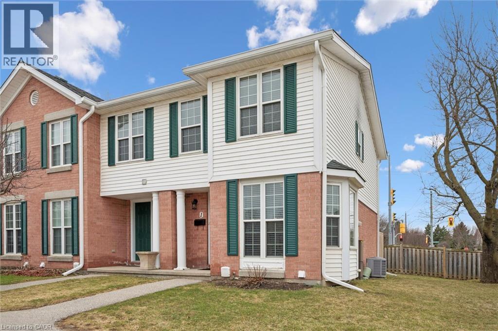 MLS® listing #29695888 for sale located at 465 WOOLWICH Street Unit# 1