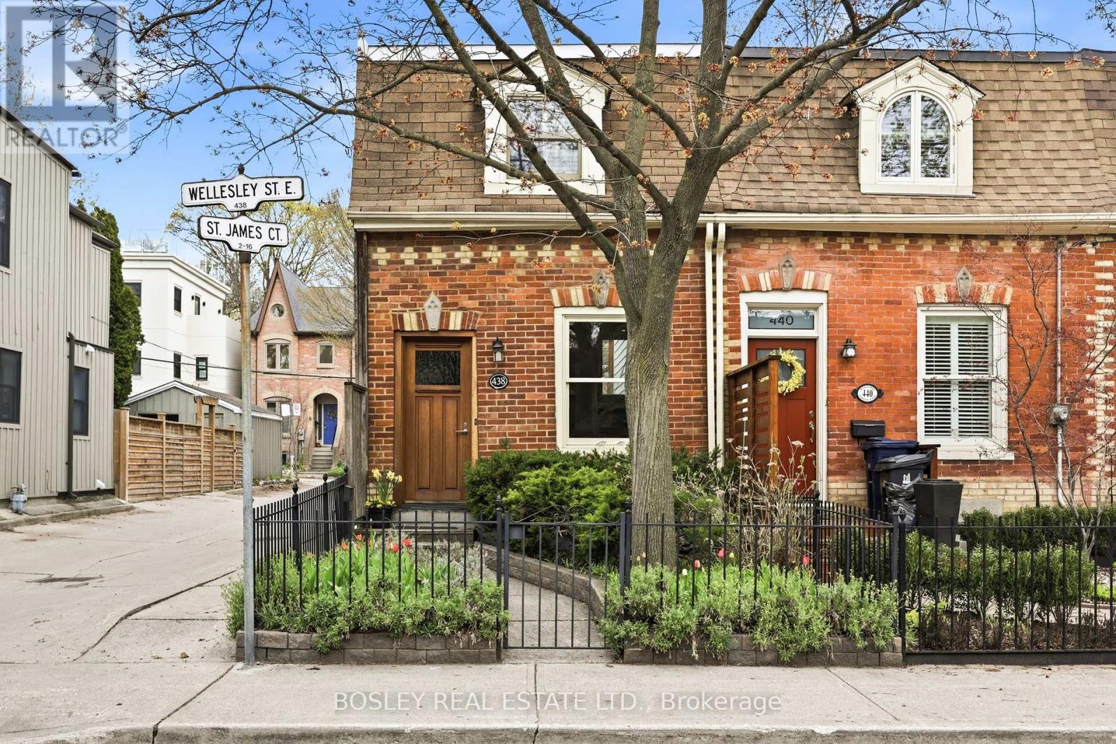 MLS® listing #29697670 for sale located at 438 WELLESLEY STREET E