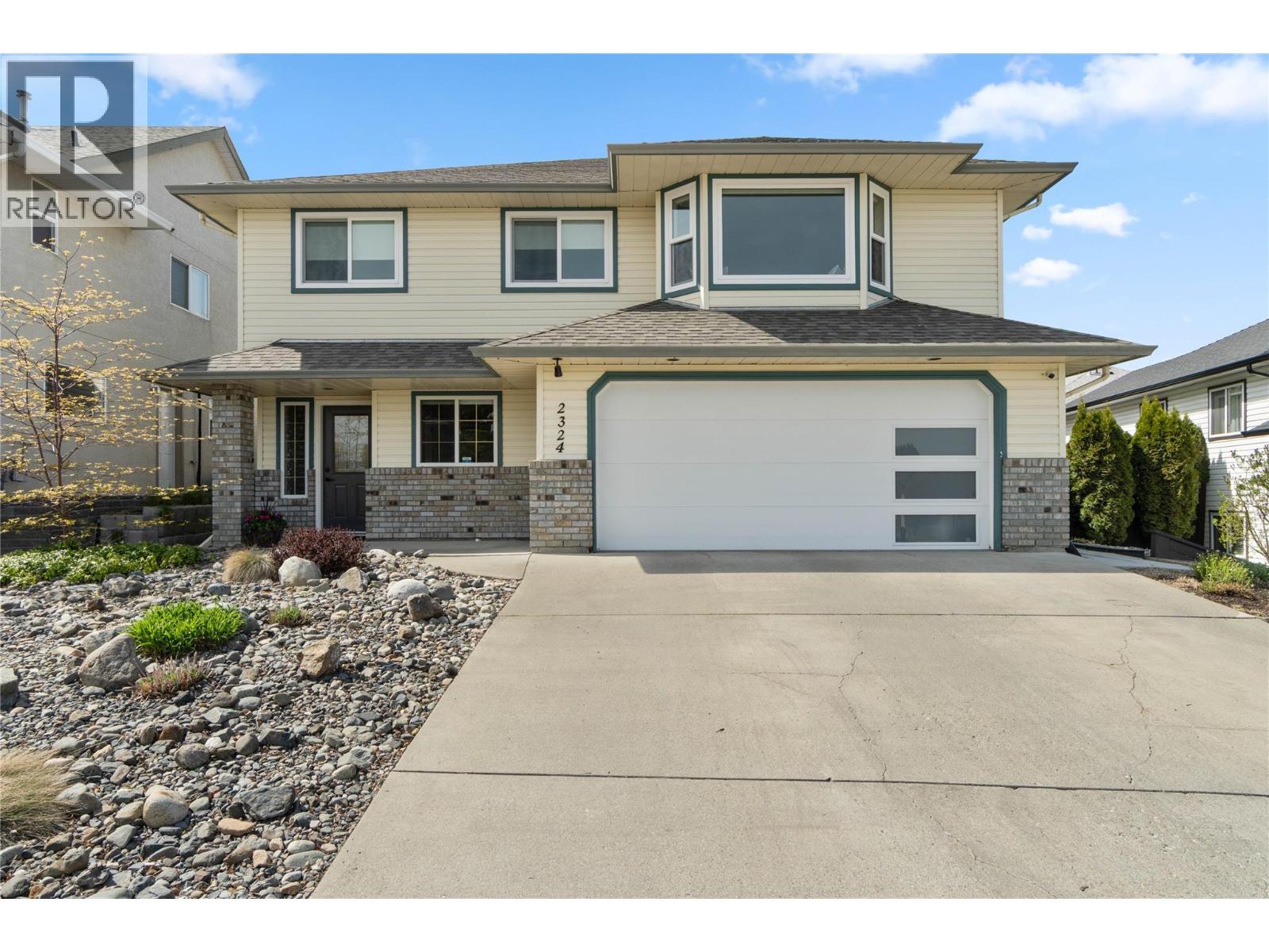 MLS® listing #29698291 for sale located at 2324 Abbeyglen Way