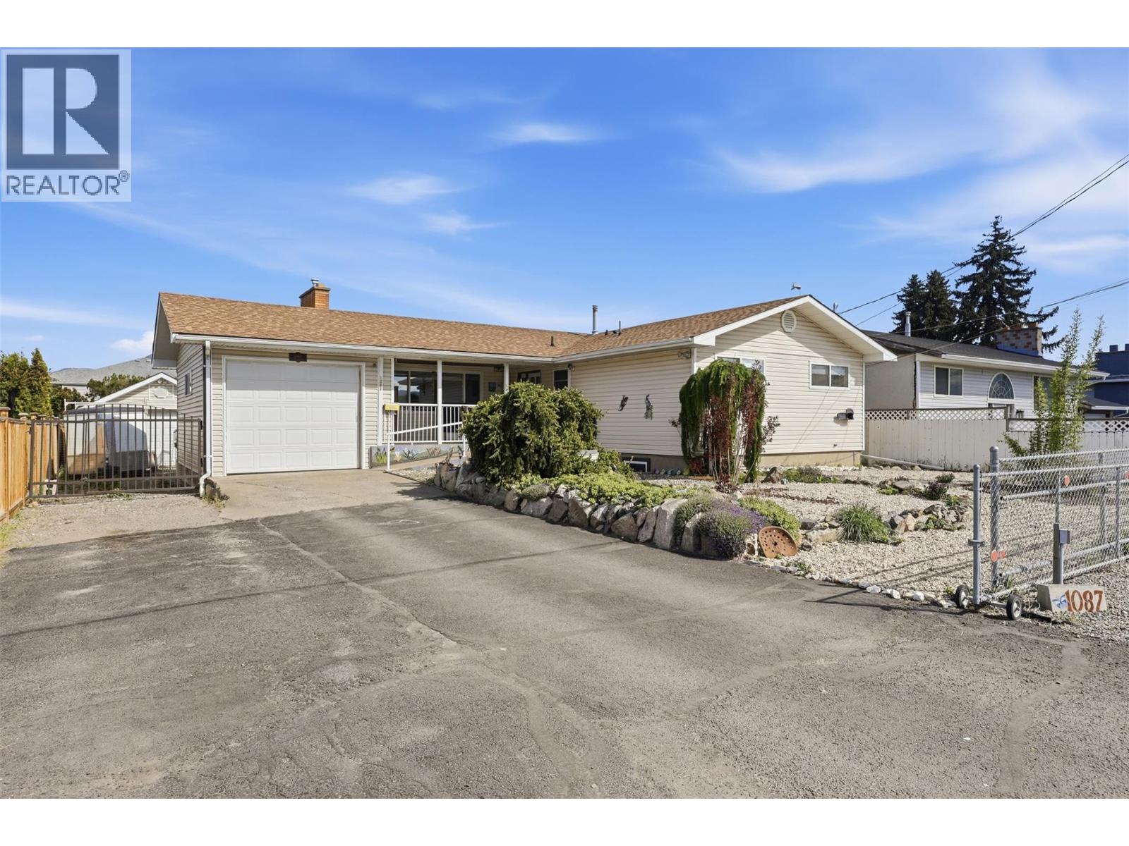 MLS® listing #29699004 for sale located at 1087 LAROQUE Street