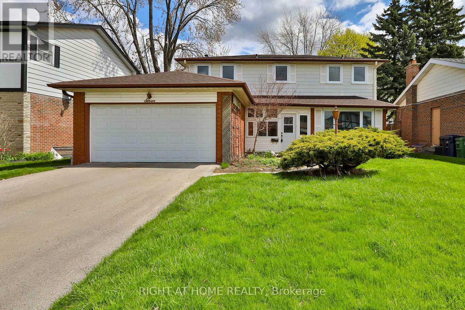 MLS® listing #29699762 for sale located at 7 CHARTERHOUSE ROAD