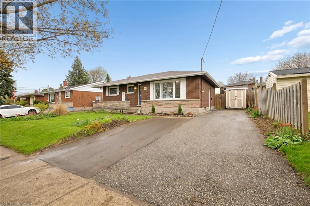 MLS® listing #29700427 for sale located at 183 KIPLING Avenue