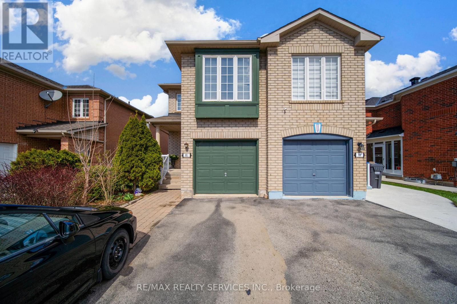 MLS® listing #29700475 for sale located at 81 ROADMASTER LANE