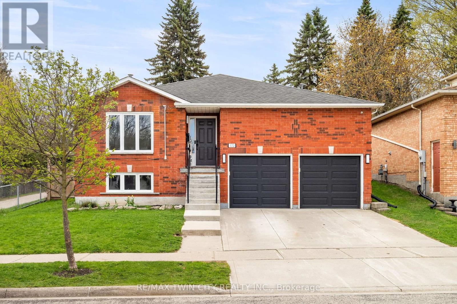 MLS® listing #29700516 for sale located at 172 GENERAL DRIVE