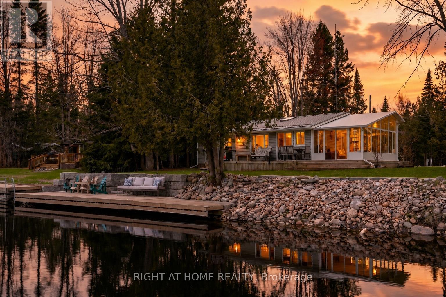 MLS® listing #29700999 for sale located at 369 SOUTHAM DRIVE