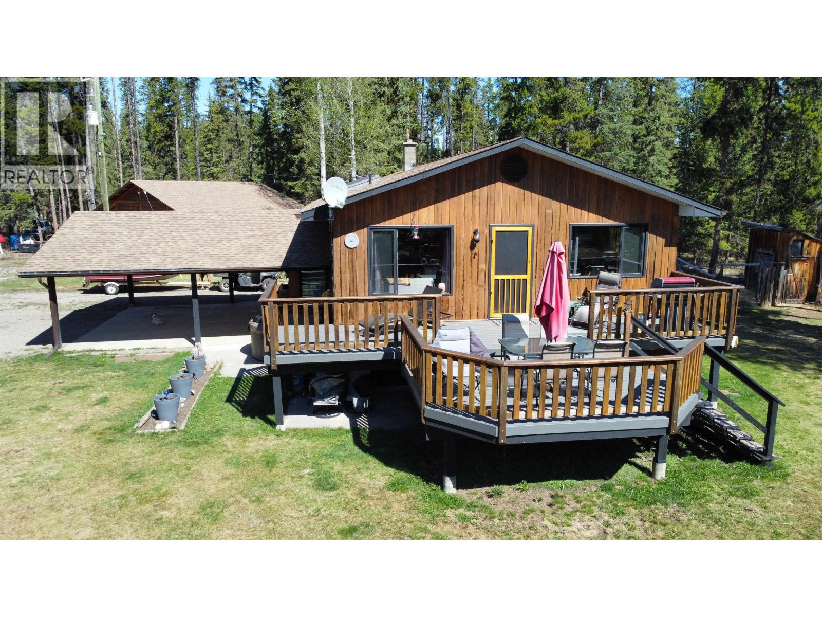 MLS® listing #29702748 for sale located at 3253 CHAPMAN ROAD