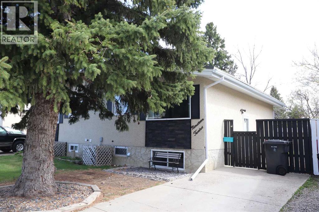 MLS® listing #29702767 for sale located at 1912 21 Avenue N