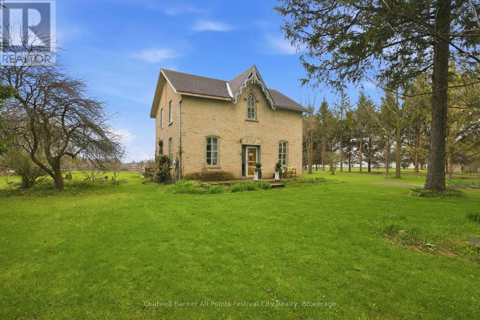 MLS® listing #29703501 for sale located at 5021 HIGHWAY 9